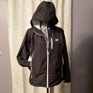 NEW BALANCE JACKET